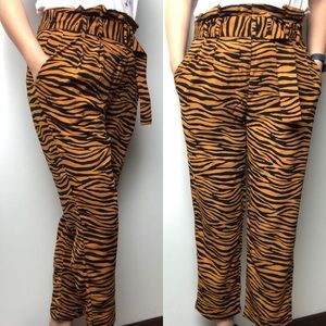 J.O.A. Tiger Print High Waist Paperbag Pants Size XS